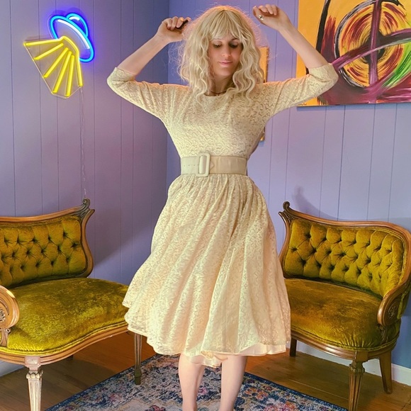 Vintage 1950s Jr. Theme Cream Lace with Floral Pattern Dress - Picture 1 of 13